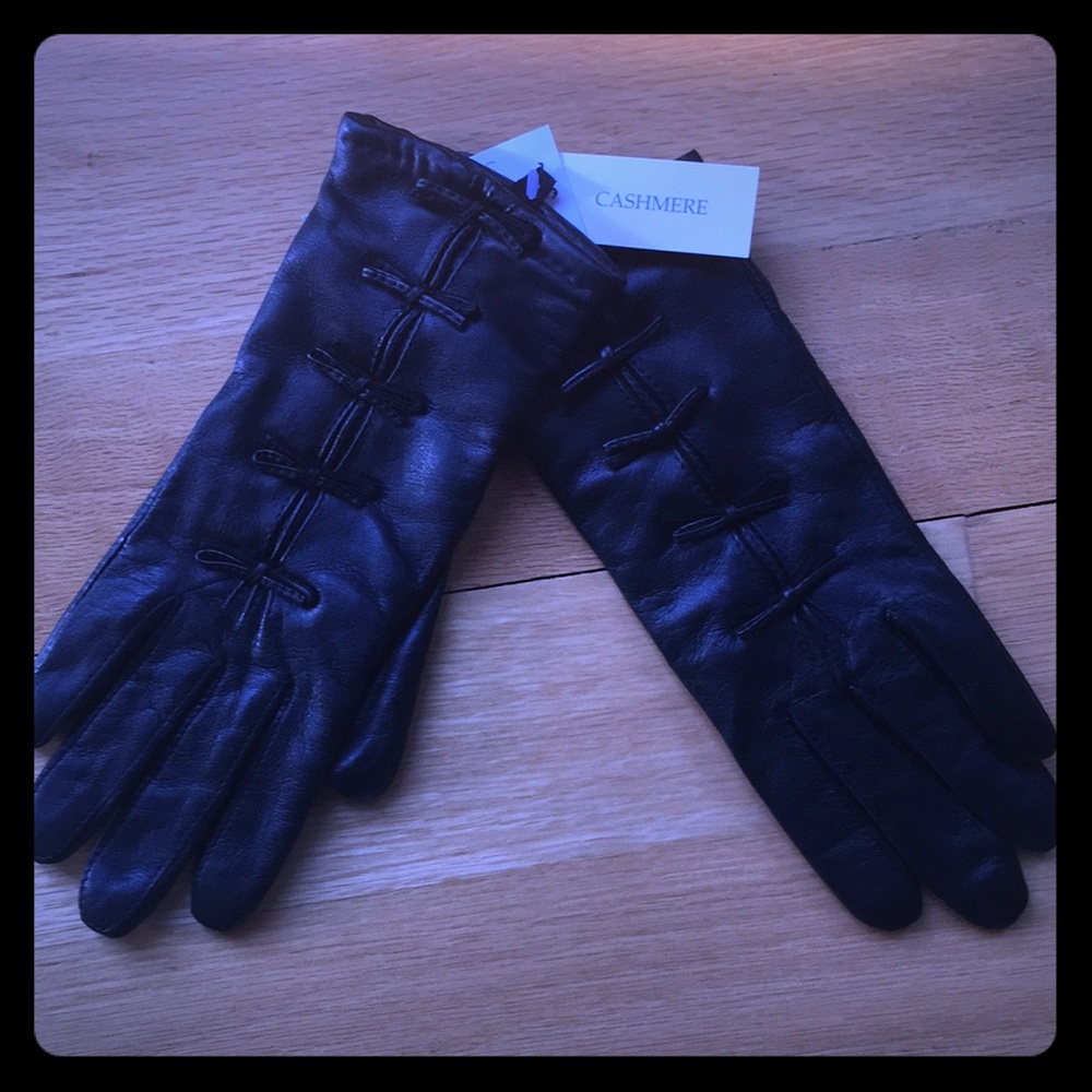 Leather Gloves